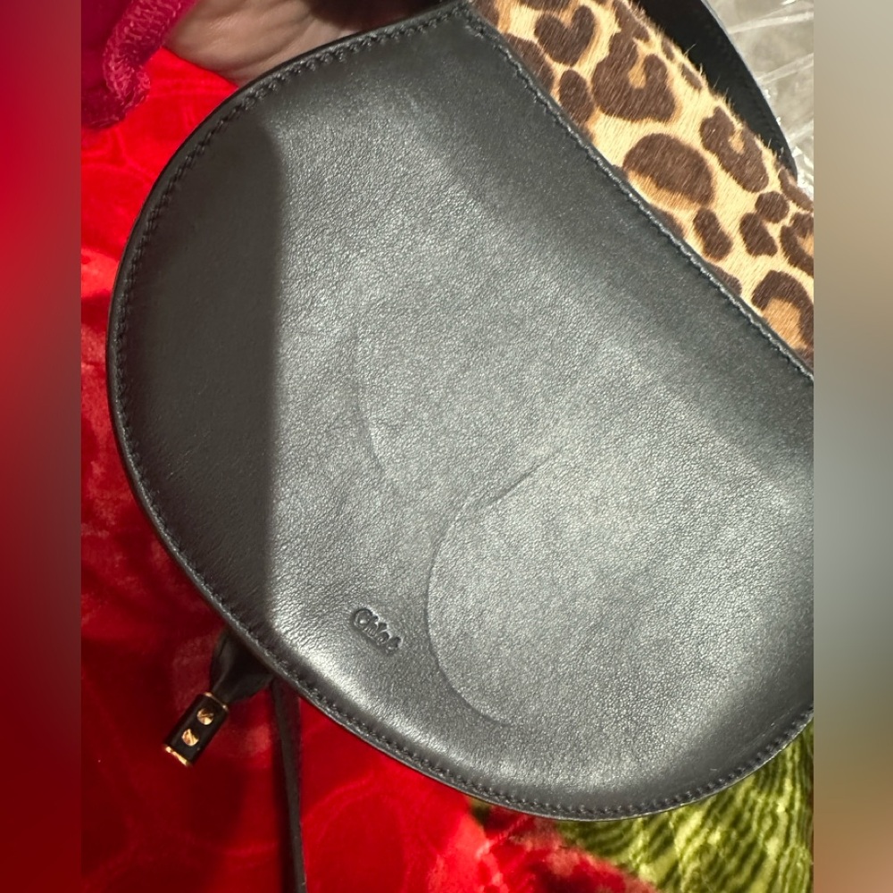 Chloe Marcie Small Crossbody Bag in Leopard-Print Calf Hair - Picture 3 of 4